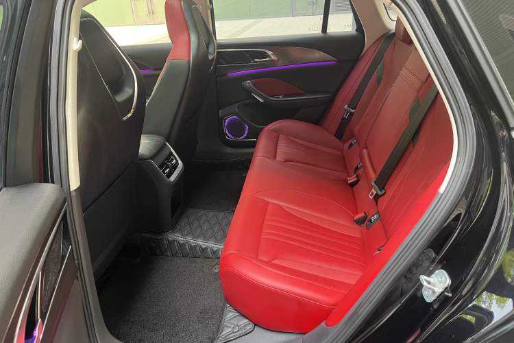Used Hongqi H6 2024 2.0T ZhiMei Edition Interior 4
