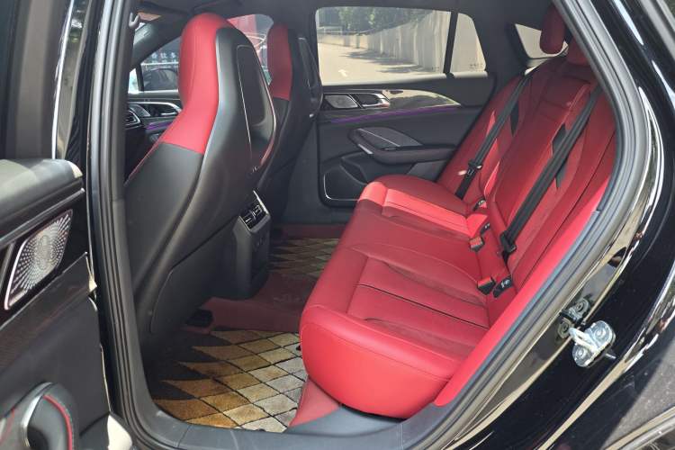 Used Hongqi H6 2024 2.0T ZhiShang Version Interior 4