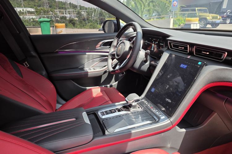 Used Hongqi H6 2024 2.0T ZhiShang Version Interior 6