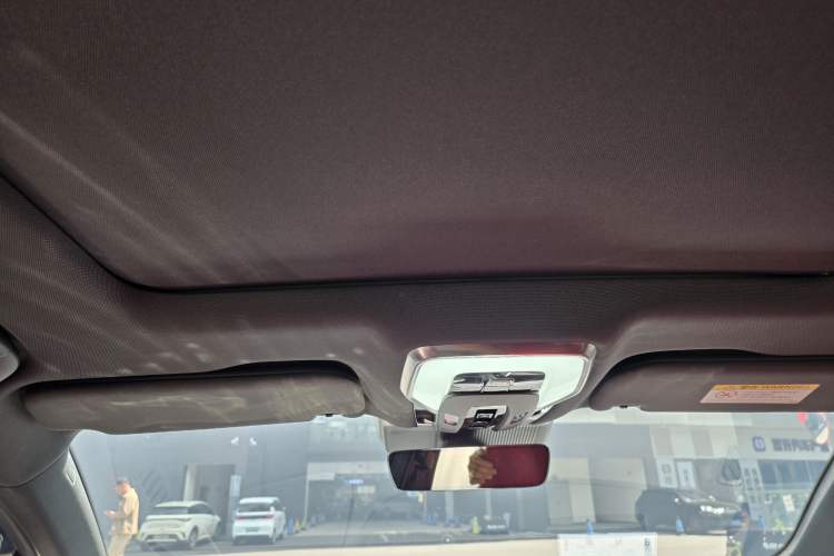 Used Hongqi H6 2024 2.0T ZhiShang Version Interior 9
