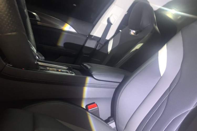 Used Hongqi H6 2024 2.0T ZhiMei Edition Left Front Seat