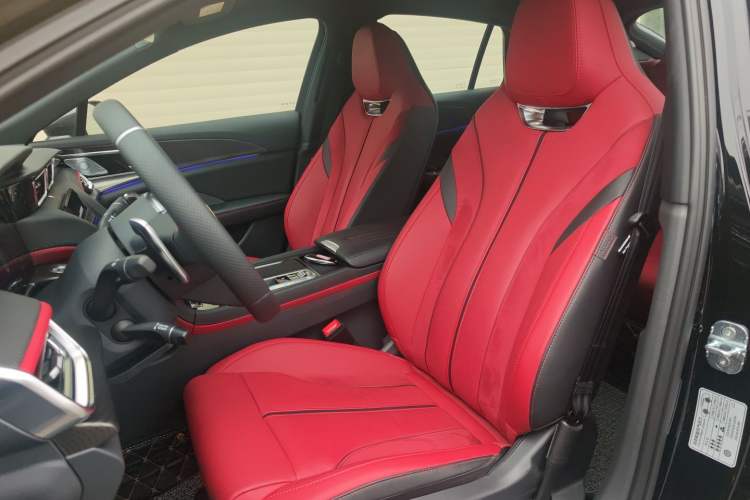 Used Hongqi H6 2024 2.0T ZhiShang Version Left Front Seat