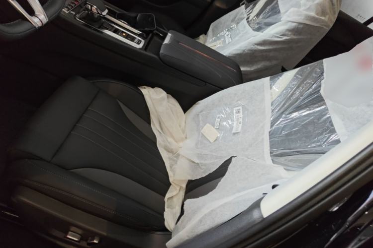 Used Hongqi H6 2024 2.0T Zhiyi Version Left Front Seat