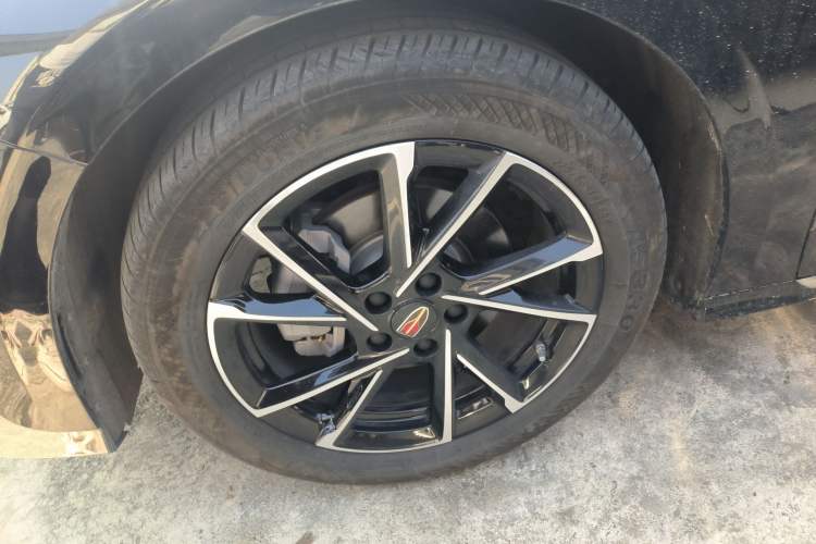 Used Hongqi H6 2024 2.0T ZhiMei Edition Left Front Wheel Hub