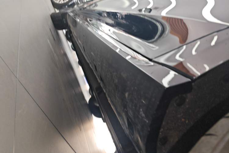 Used Hongqi H6 2024 2.0T ZhiShang Version Left Side Sill