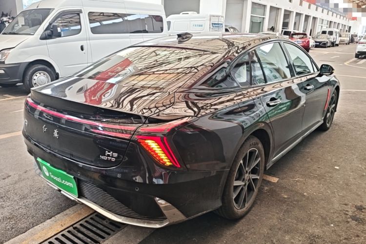 Used Hongqi H6 2024 2.0T ZhiMei Edition Rear Right 45 Deg