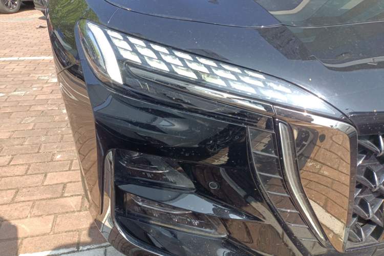 Used Hongqi H6 2024 2.0T ZhiShang Version Right Front Headlight