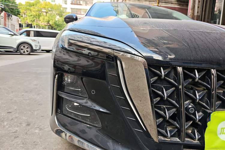 Used Hongqi H6 2024 2.0T ZhiMei Edition Right Front Headlight