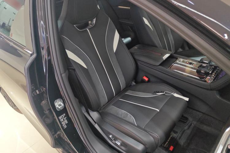 Used Hongqi H6 2024 2.0T ZhiShang Version Right Front Seat