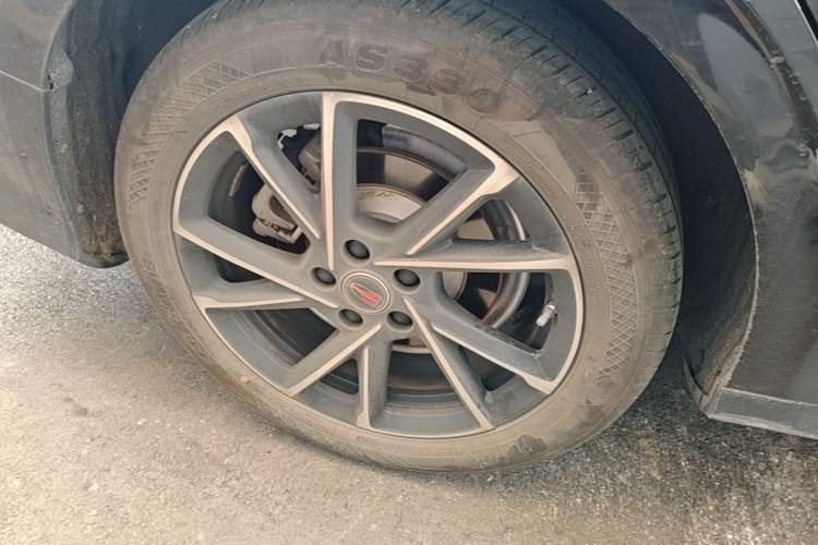 Used Hongqi H6 2024 2.0T ZhiMei Edition Right Rear Wheel Hub