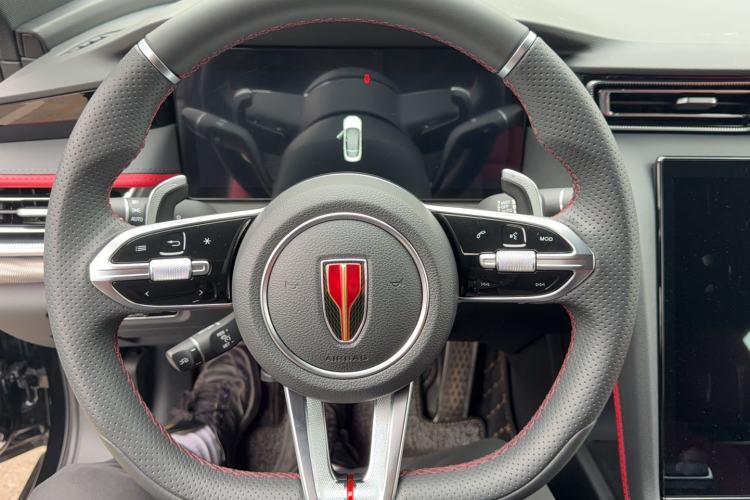 Used Hongqi H6 2024 2.0T ZhiShang Version Steering Wheel