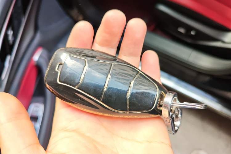 Used Hongqi H6 2024 2.0T ZhiMei Edition Vehicle Key