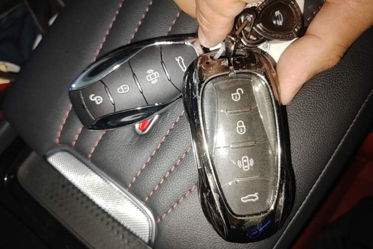 Used Hongqi H6 2024 2.0T ZhiShang Version Vehicle Key