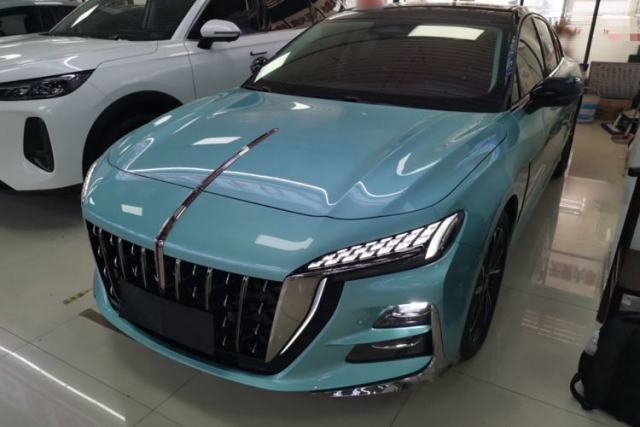 Used Hongqi H6 2024 2.0T ZhiMei Edition