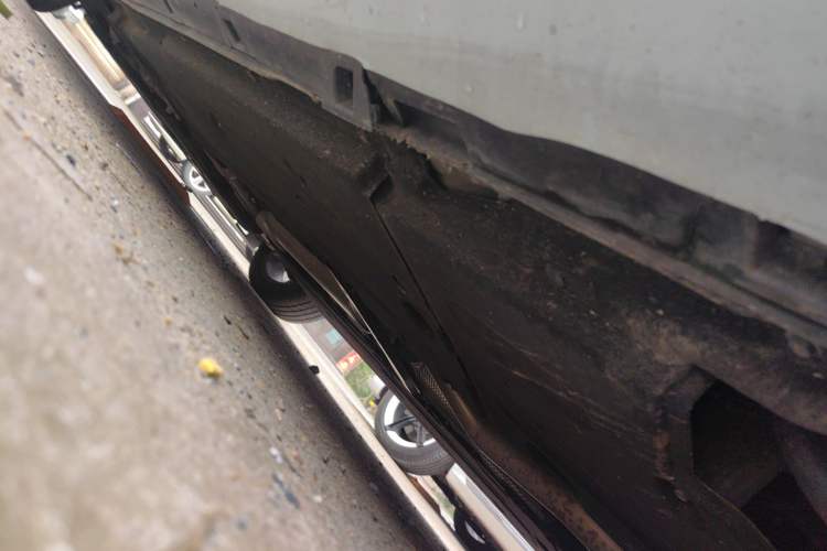 Used Hongqi H6 2024 2.0T ZhiMei Edition Chassis Rear Left