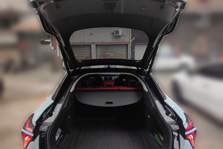 Used Hongqi H6 2024 2.0T ZhiMei Edition Trunk