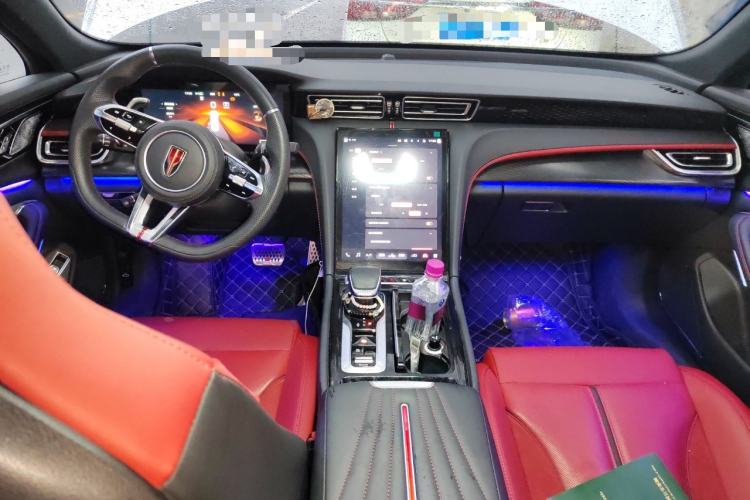 Used Hongqi H6 2024 2.0T ZhiShang Version Center Console
