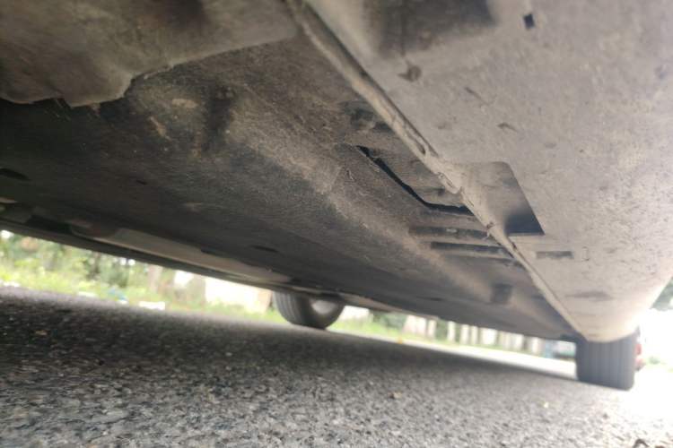 Used Hongqi H6 2024 2.0T ZhiMei Edition Chassis Front Left