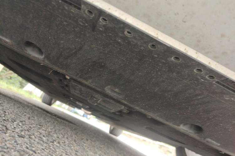 Used Hongqi H6 2024 2.0T ZhiMei Edition Chassis Front