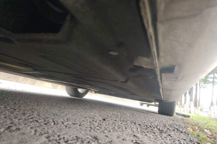 Used Hongqi H6 2024 2.0T ZhiMei Edition Chassis Rear Right