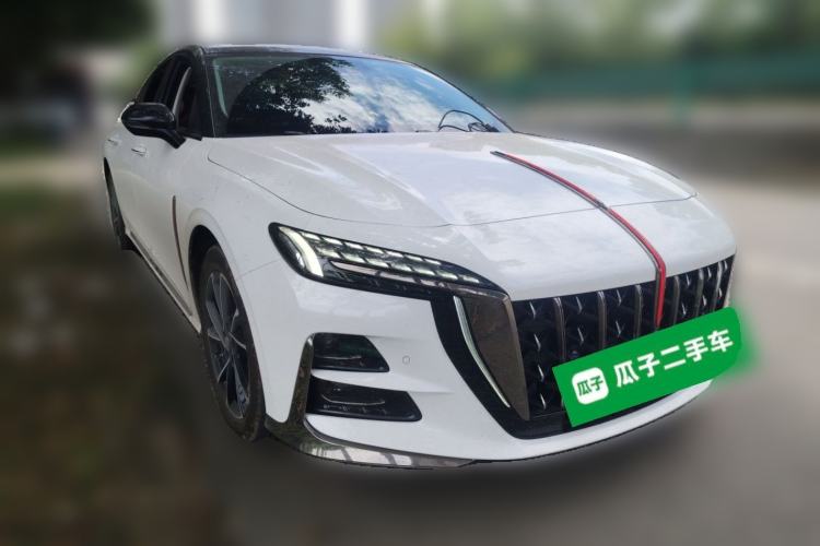 Used Hongqi H6 2024 2.0T ZhiMei Edition Front Right 45 Deg