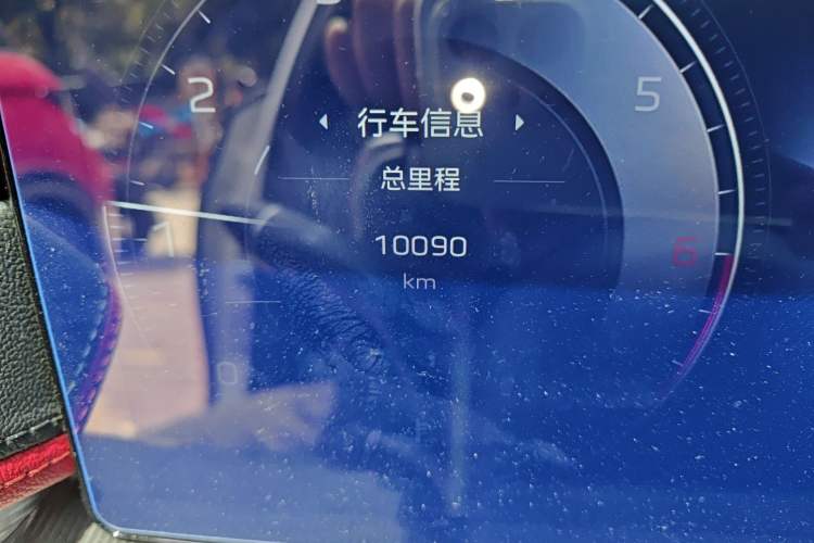 Used Hongqi H6 2024 2.0T ZhiShang Version Odometer Close Up