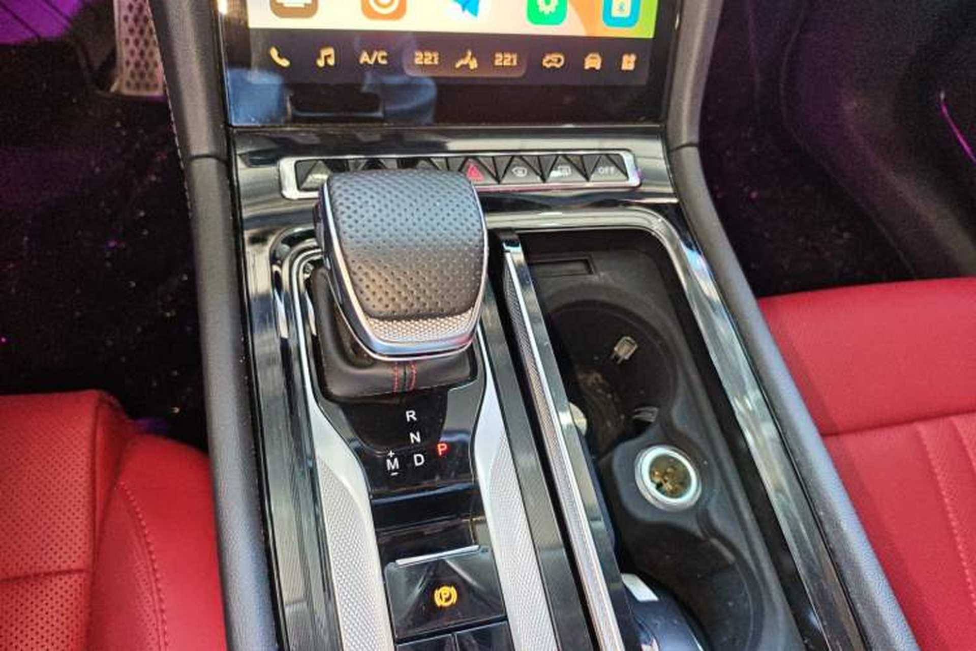 Used Hongqi H6 2024 2.0T ZhiMei Edition Gear Lever