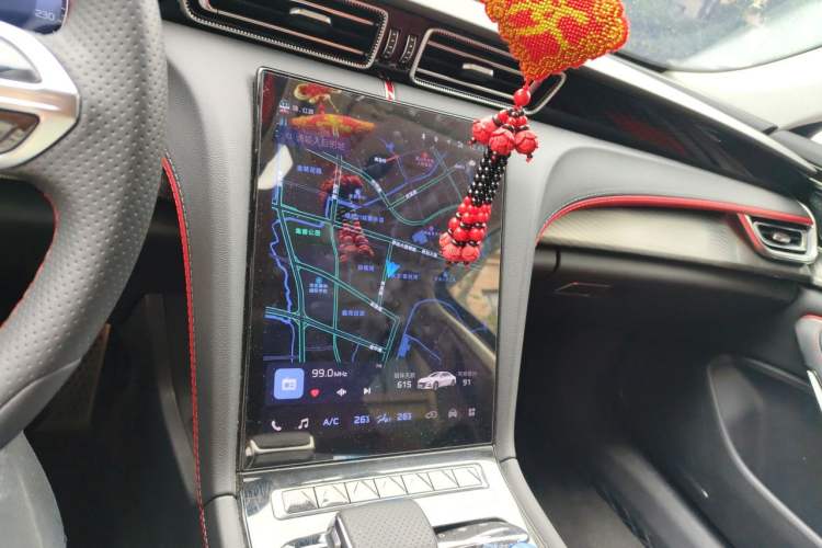 Used Hongqi H6 2024 2.0T ZhiMei Edition Audio And AC Panel