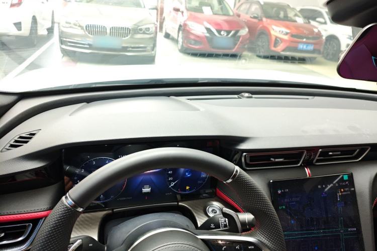 Used Hongqi H6 2024 2.0T ZhiShang Version Center Console