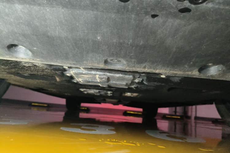 Used Hongqi H6 2024 2.0T ZhiMei Edition Chassis Front