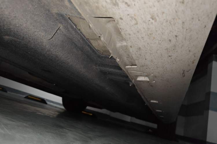 Used Hongqi H6 2024 2.0T Zhiyi Version Chassis Front Left