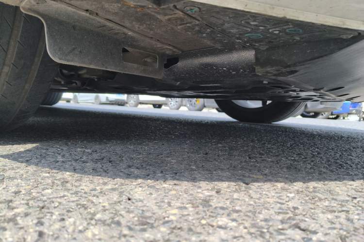 Used Hongqi H6 2024 2.0T ZhiShang Version Chassis Front Right