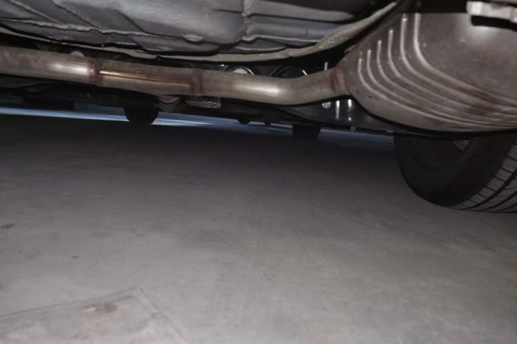 Used Hongqi H6 2024 2.0T ZhiMei Edition Chassis Rear