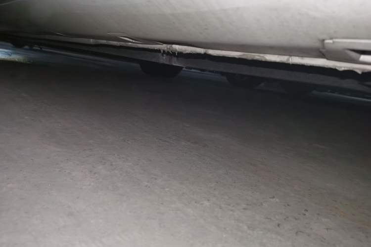 Used Hongqi H6 2024 2.0T ZhiMei Edition Chassis Rear Left