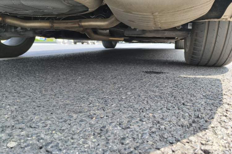 Used Hongqi H6 2024 2.0T ZhiShang Version Chassis Rear Right