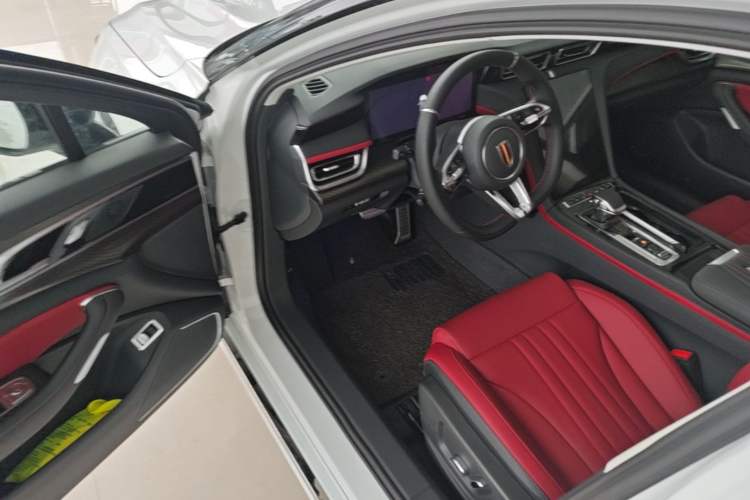 Used Hongqi H6 2024 2.0T ZhiMei Edition Driver Seat