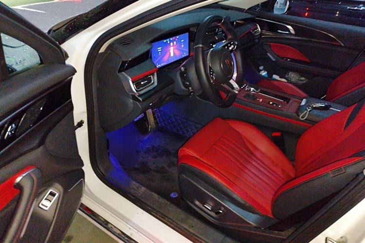 Used Hongqi H6 2024 2.0T ZhiMei Edition Driver Seat