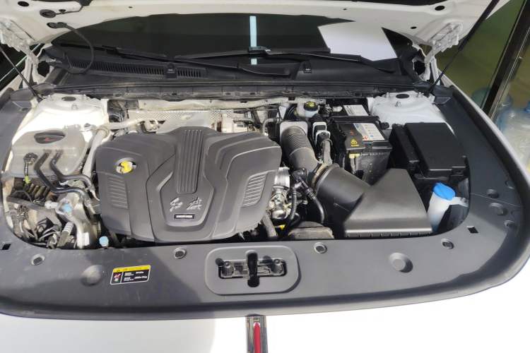 Used Hongqi H6 2024 2.0T ZhiZhen Edition Engine Bay