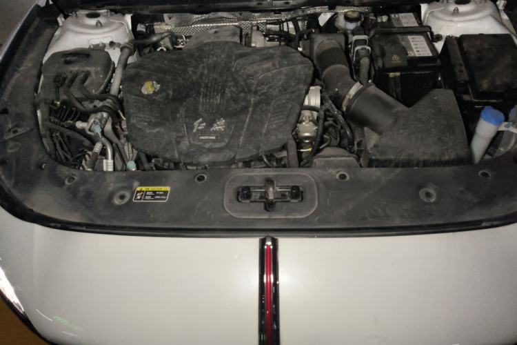 Used Hongqi H6 2024 2.0T ZhiMei Edition Engine Bay
