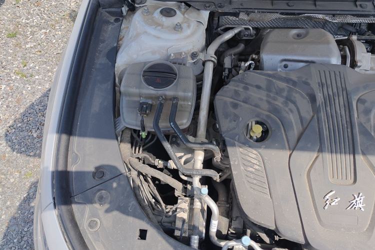 Used Hongqi H6 2024 2.0T ZhiShang Version Engine Bay Right