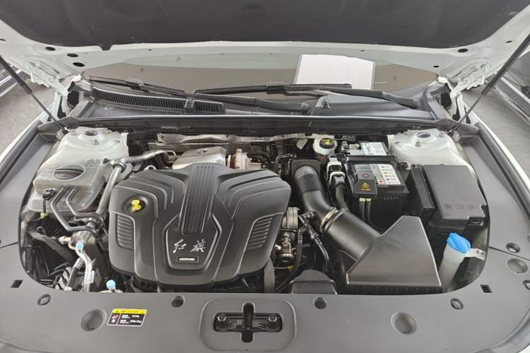 Used Hongqi H6 2024 2.0T ZhiMei Edition Engine Bay