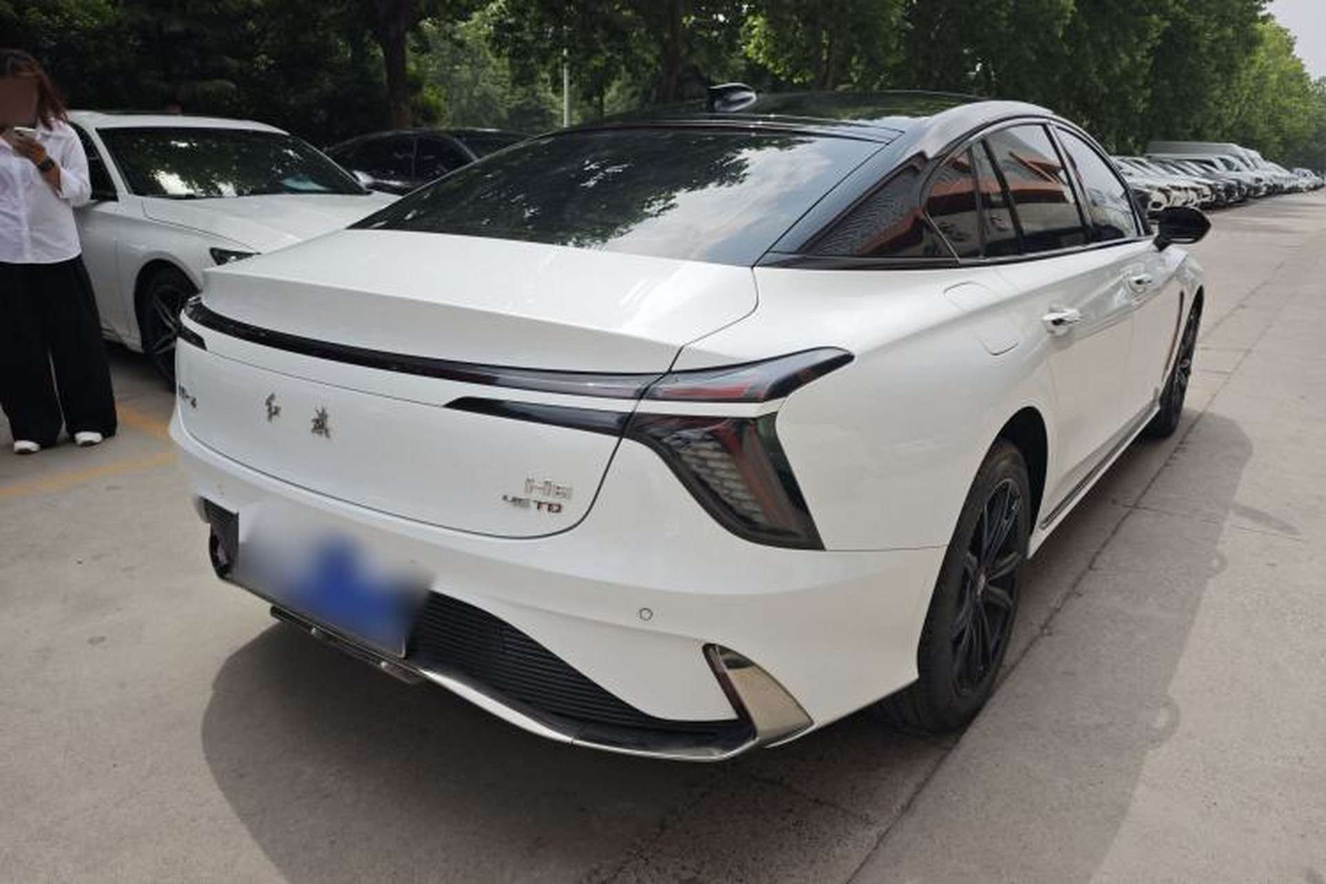 Used Hongqi H6 2024 2.0T ZhiShang Version Exterior 2