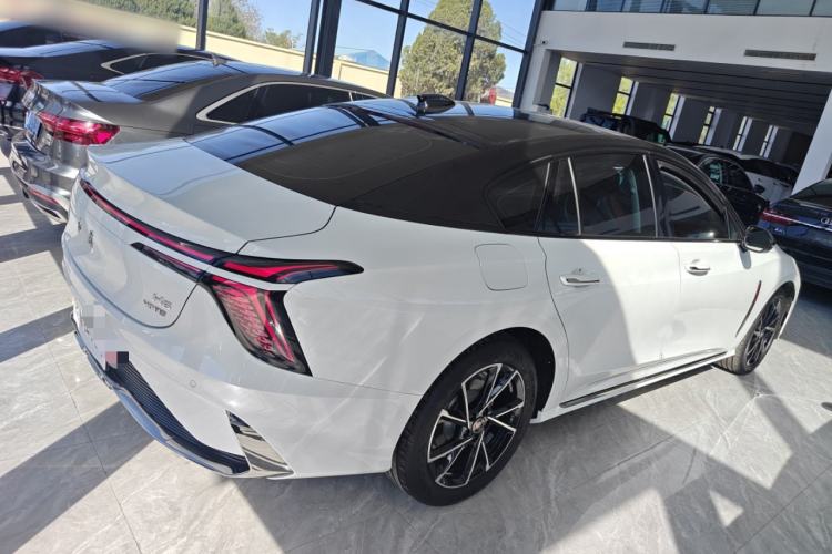 Used Hongqi H6 2024 2.0T ZhiMei Edition Exterior 3