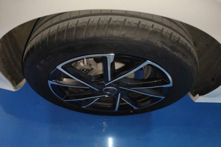 Used Hongqi H6 2024 2.0T ZhiMei Edition Exterior 4