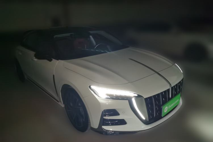 Used Hongqi H6 2024 2.0T ZhiMei Edition Front Right 45 Deg