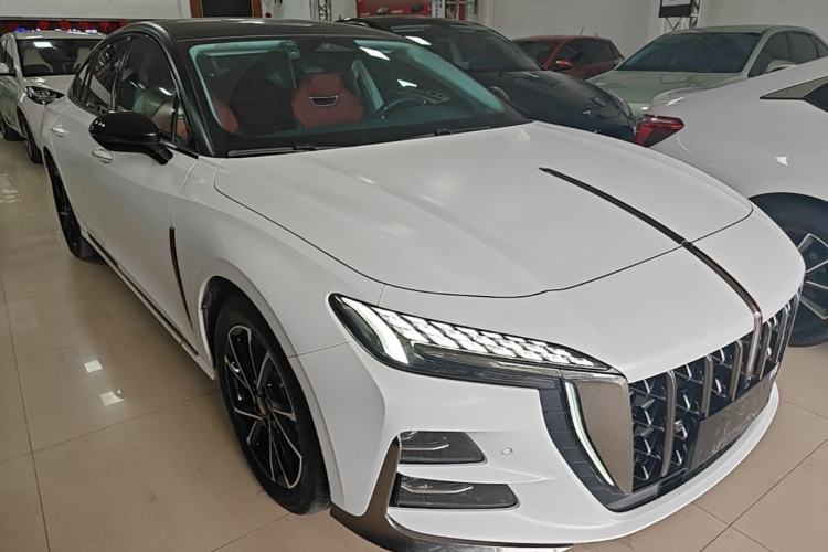 Used Hongqi H6 2024 2.0T ZhiMei Edition Front Right 45 Deg