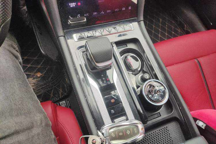 Used Hongqi H6 2024 2.0T ZhiShang Version Gear Lever