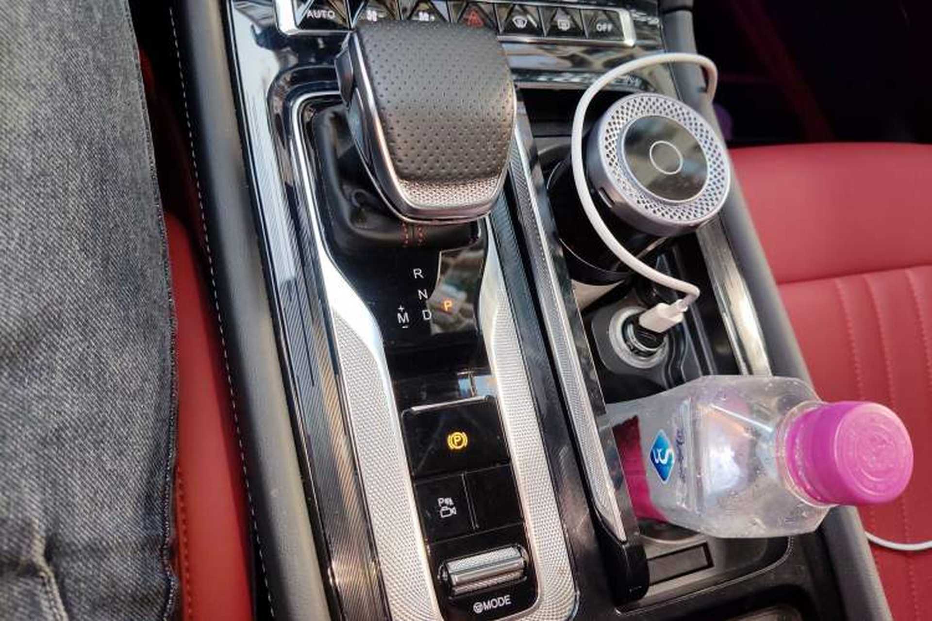 Used Hongqi H6 2024 2.0T ZhiMei Edition Gear Lever