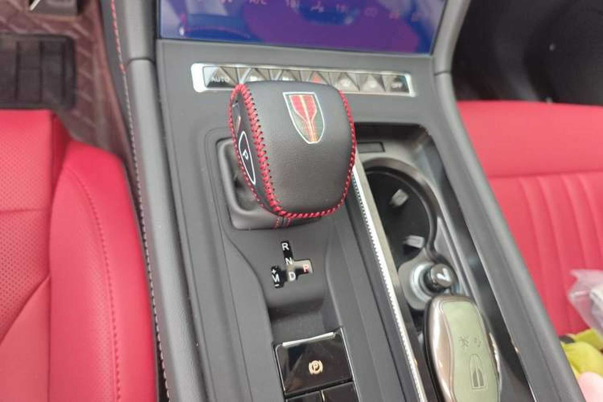Used Hongqi H6 2024 2.0T ZhiMei Edition Gear Lever