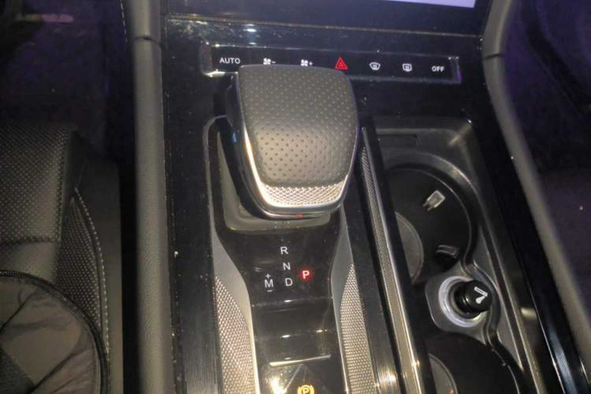 Used Hongqi H6 2024 2.0T ZhiShang Version Gear Lever
